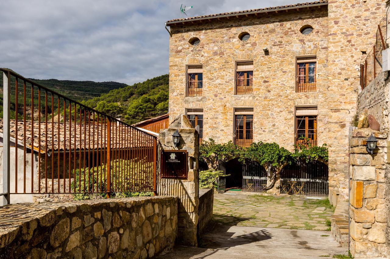 Alberg La Solana Salas de Pallas Esterno foto